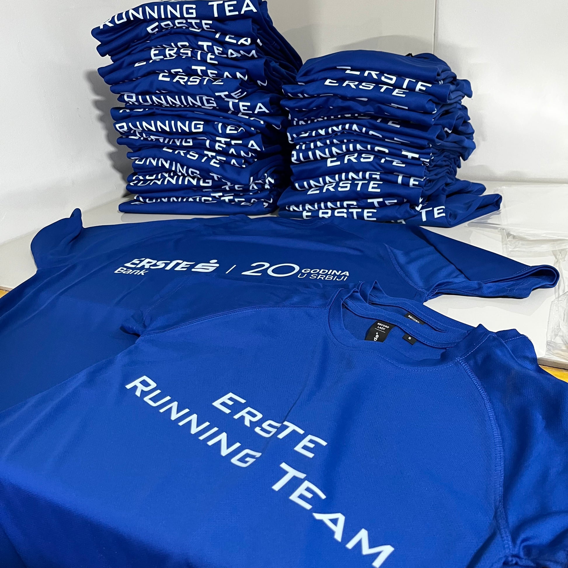 Majice za trčanje sa štampom 