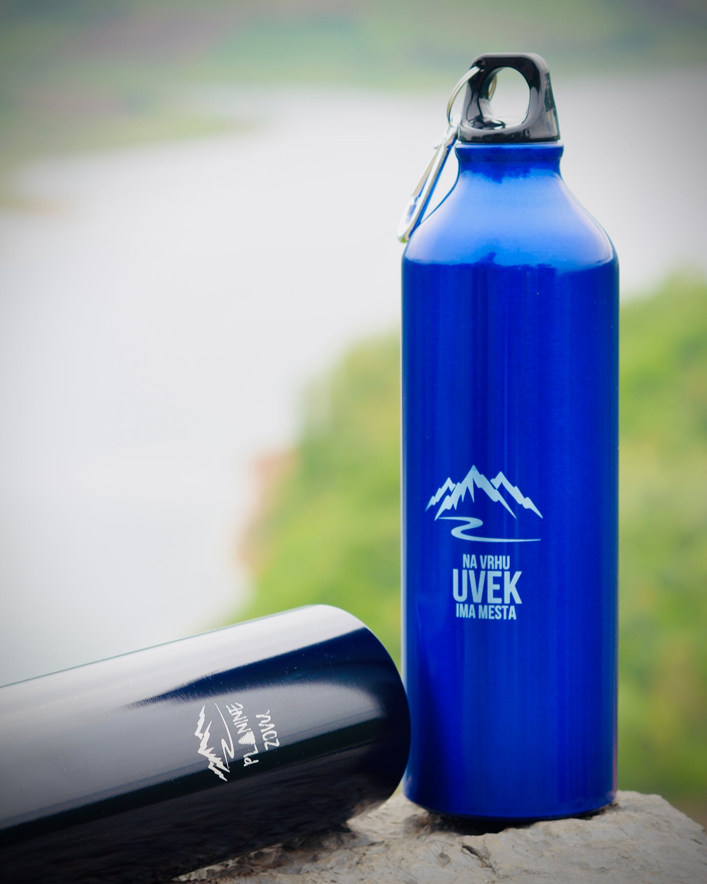 Boca sa karabinerom 400ml/750ml