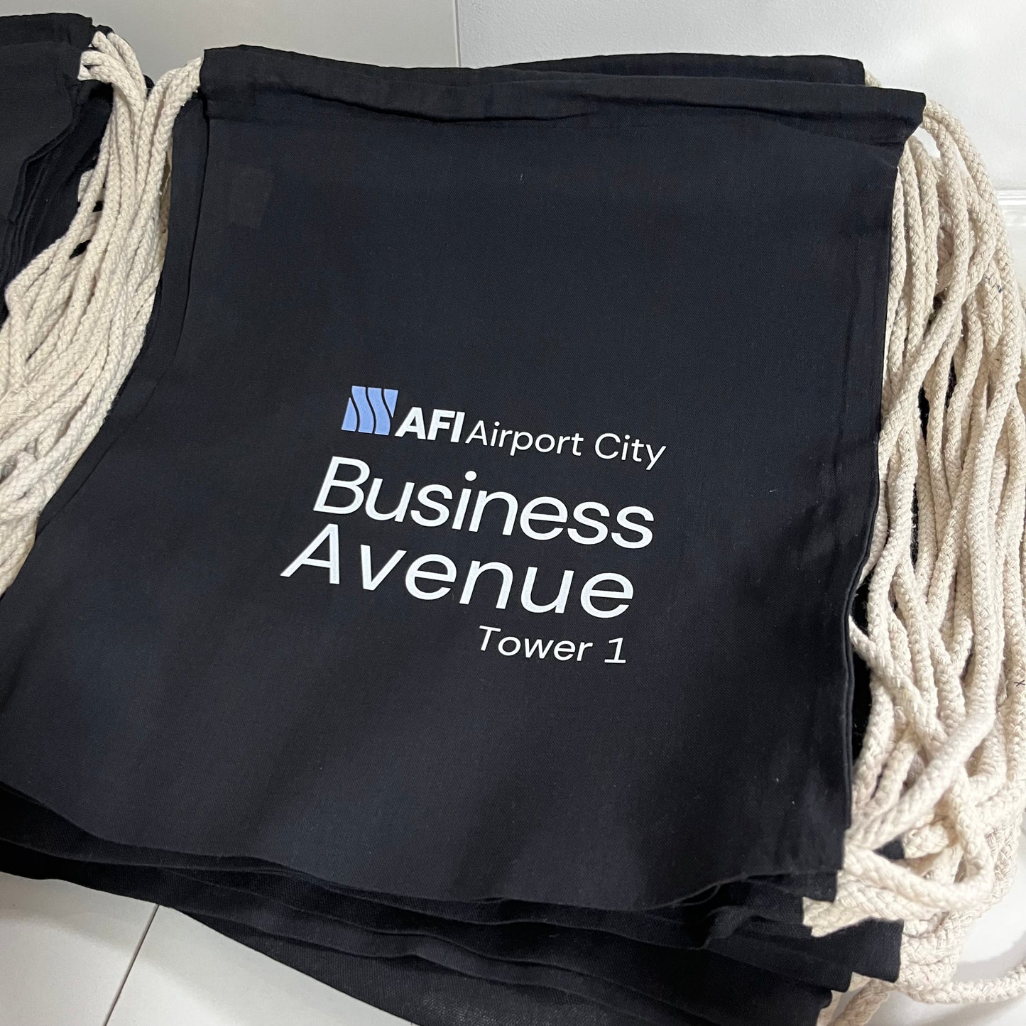 Pamučna sportska torba u boji 140g/m2 (pakovanja od 10 kom)