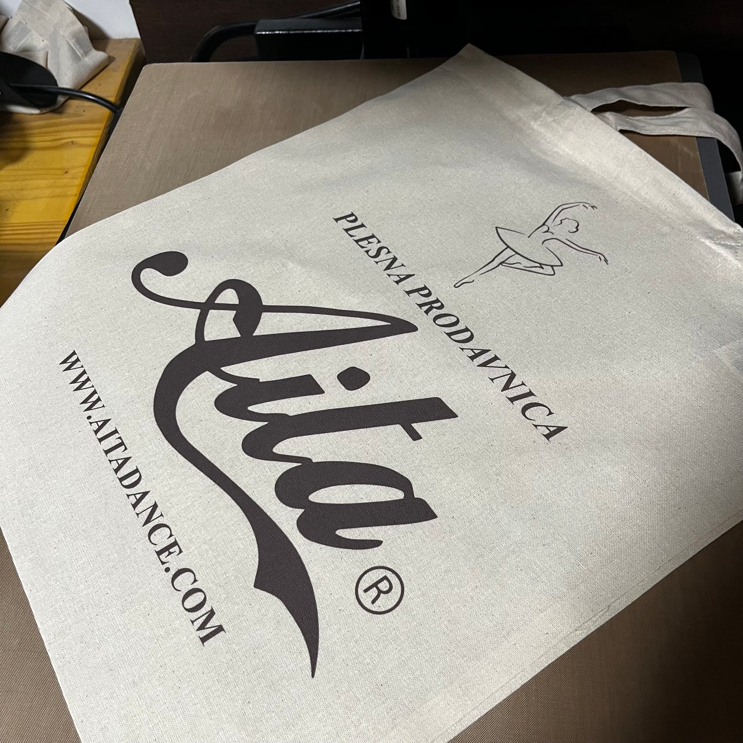 Reklamni ceger 140g/m2 - uračunata štampa