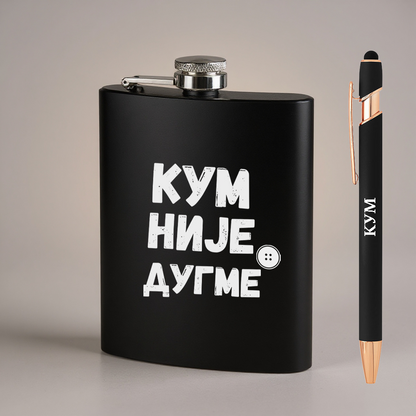 Poklon za kuma/kumu, Crna pljoska - Kum/a nije dugme + gratis hemijska