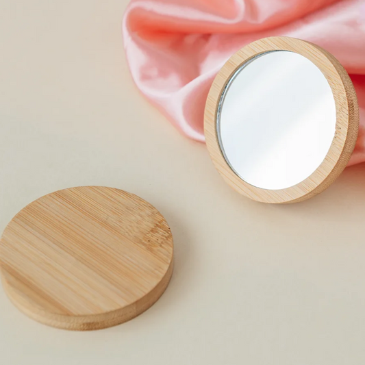 Ogledalce sa gravurom po želji